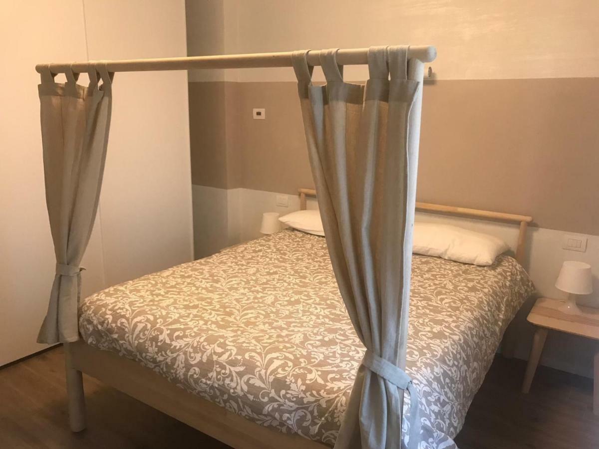 "Country House Il Brolo" Польпенацце-дель-Гарда Экстерьер фото