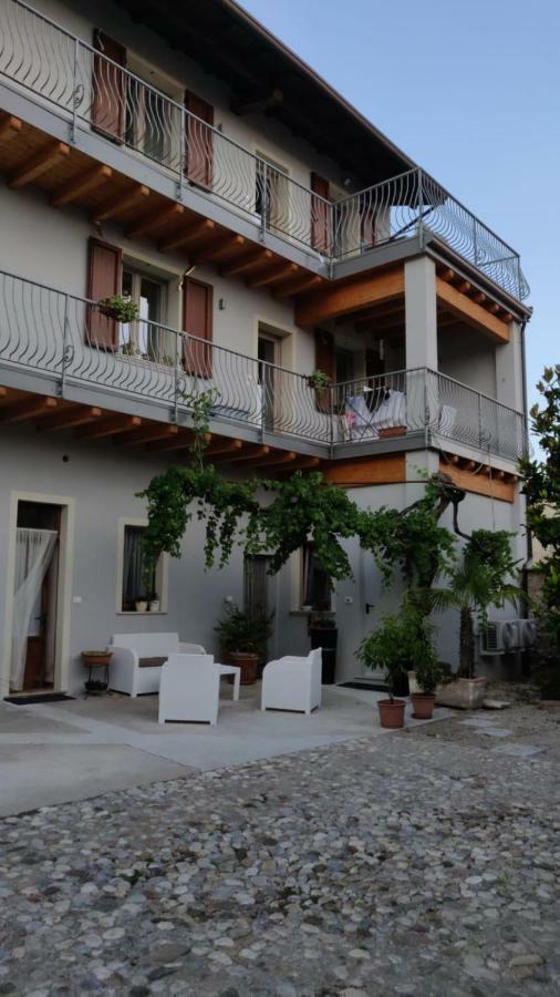 "Country House Il Brolo" Польпенацце-дель-Гарда Экстерьер фото